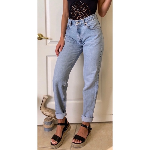 Levi's Denim - VINTAGE Levi’s 550’s Light Wash Denim